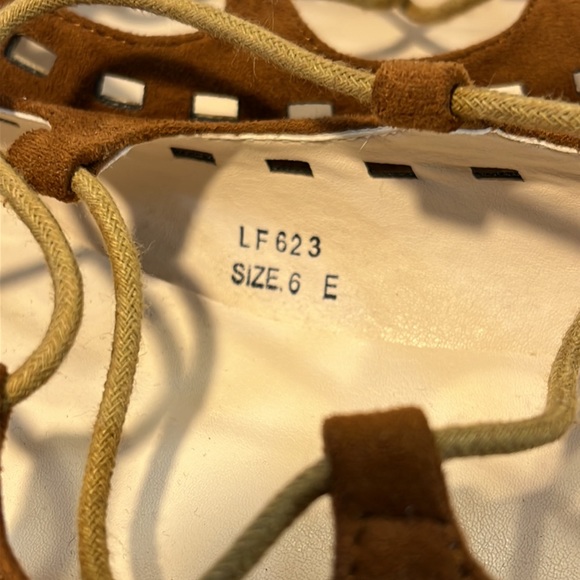 SOLE DIVA Ballet Flats Pointy Toe Ankle Strap Lace Up Cognac-9 - Picture 6 of 6